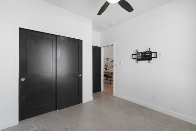 609 2nd Street NE, Rio Rancho, NM 87124
