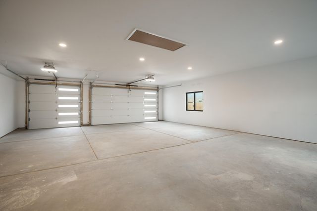 609 2nd Street NE, Rio Rancho, NM 87124