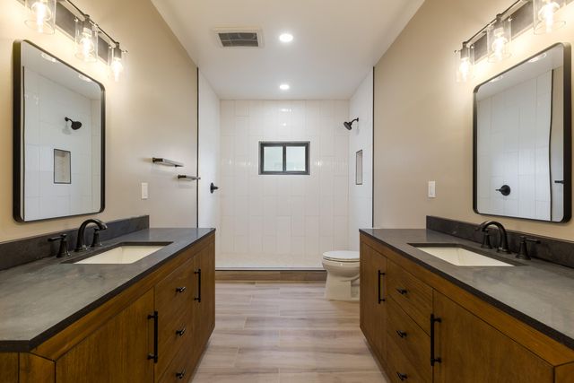 609 2nd Street NE, Rio Rancho, NM 87124