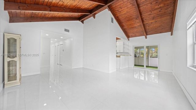 2279 Nova Village Dr, Davie, FL 33317