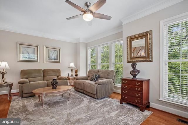 5989 GRAND PAVILION WAY, Alexandria, VA 22303
