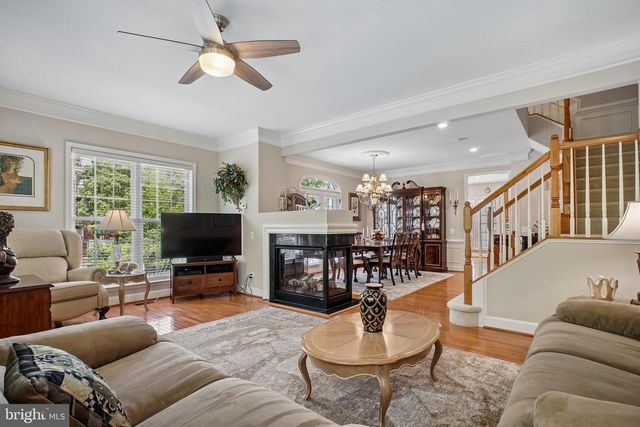 5989 GRAND PAVILION WAY, Alexandria, VA 22303
