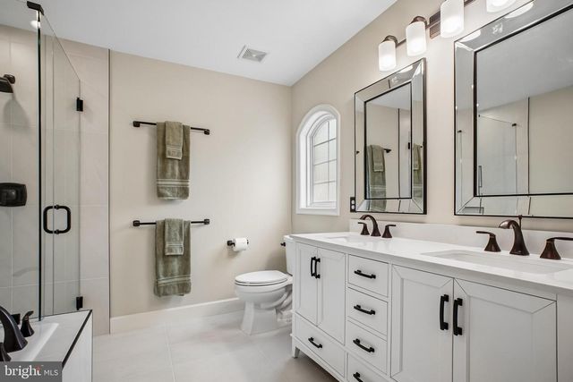 5989 GRAND PAVILION WAY, Alexandria, VA 22303