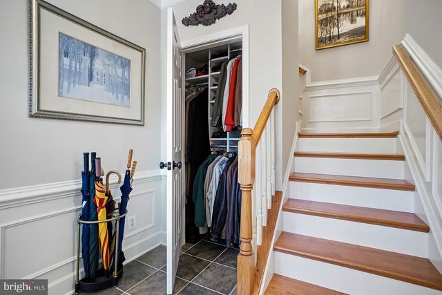 5989 GRAND PAVILION WAY, Alexandria, VA 22303