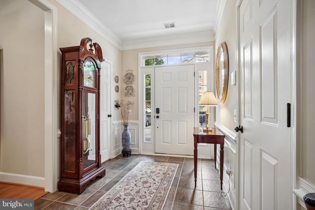 5989 GRAND PAVILION WAY, Alexandria, VA 22303