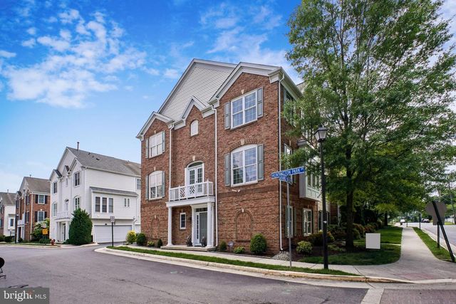 5989 GRAND PAVILION WAY, Alexandria, VA 22303