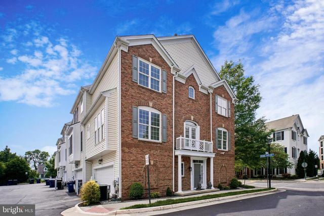 5989 GRAND PAVILION WAY, Alexandria, VA 22303