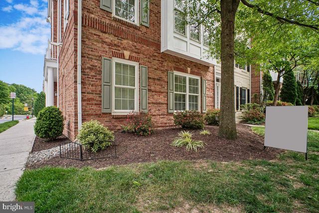 5989 GRAND PAVILION WAY, Alexandria, VA 22303