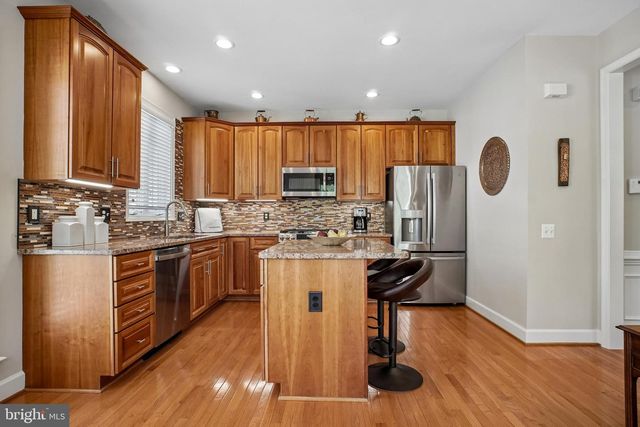 5989 GRAND PAVILION WAY, Alexandria, VA 22303