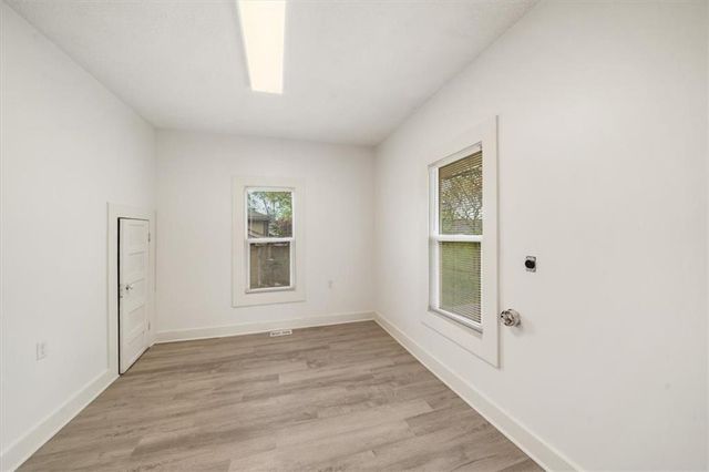 507 N Pearl Street, Paola, KS 66071