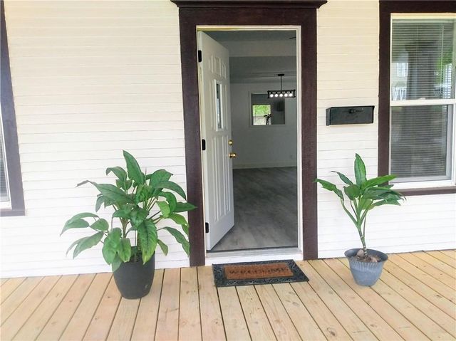 507 N Pearl Street, Paola, KS 66071