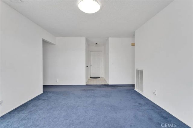 13252 Setancket Road, Apple Valley, CA 92308