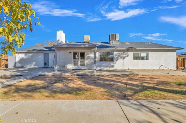 13252 Setancket Road, Apple Valley, CA 92308