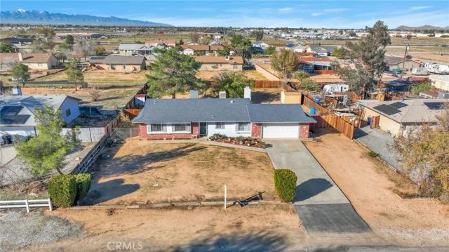 13252 Setancket Road, Apple Valley, CA 92308