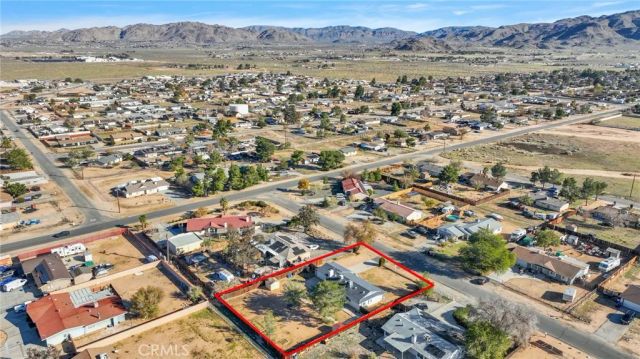13252 Setancket Road, Apple Valley, CA 92308