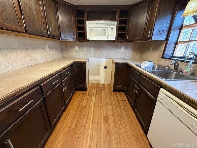 2601 River Road, Redfield, AR 72132