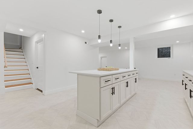 1806 Beacon St, Newton, MA 02468