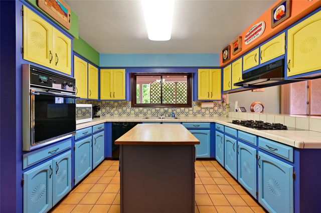 6309 Calle Zanate, Santa Fe, NM 87507
