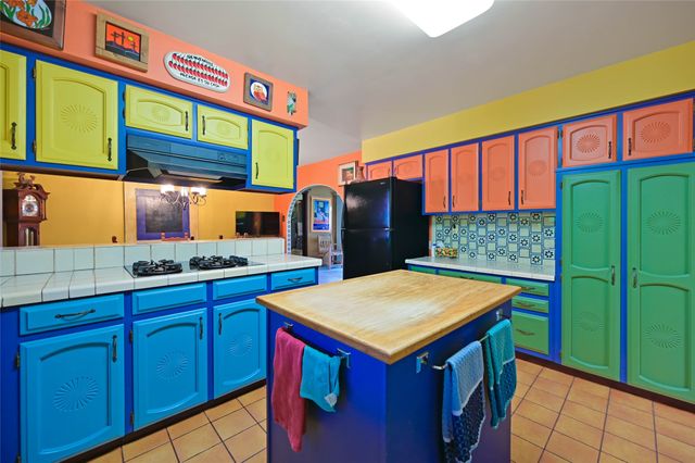 6309 Calle Zanate, Santa Fe, NM 87507