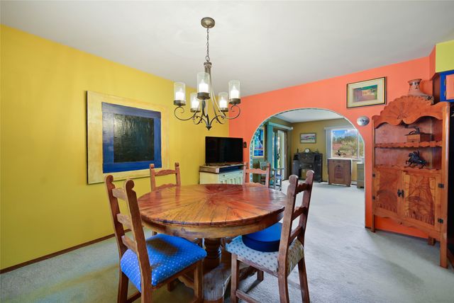 6309 Calle Zanate, Santa Fe, NM 87507