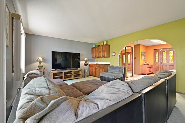 6309 Calle Zanate, Santa Fe, NM 87507