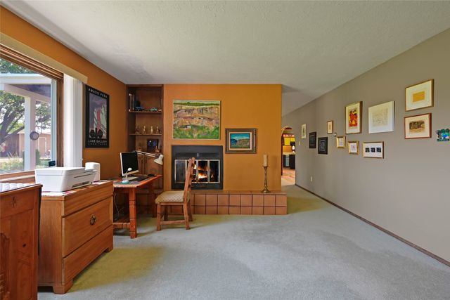 6309 Calle Zanate, Santa Fe, NM 87507