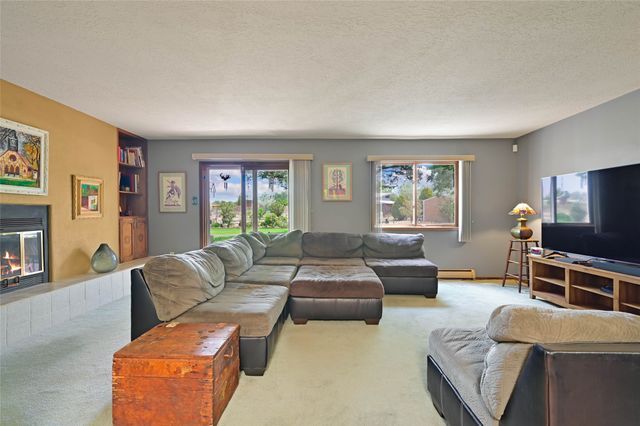 6309 Calle Zanate, Santa Fe, NM 87507