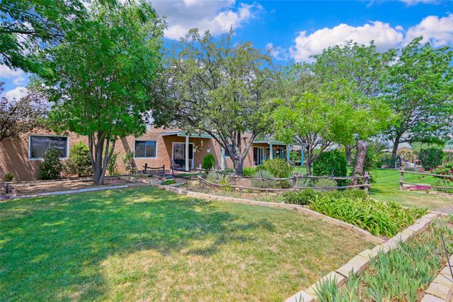 6309 Calle Zanate, Santa Fe, NM 87507