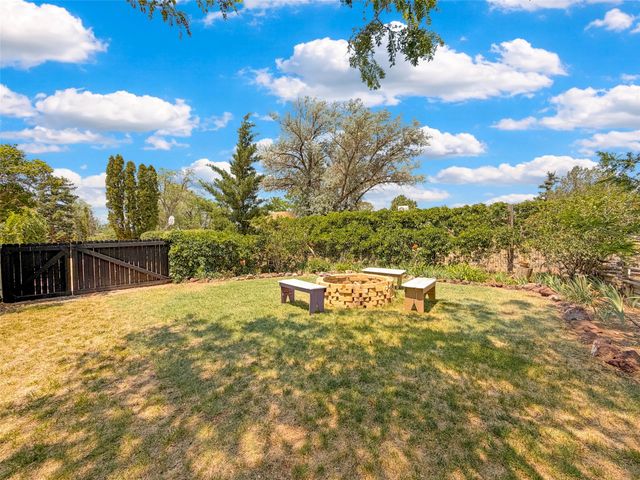6309 Calle Zanate, Santa Fe, NM 87507