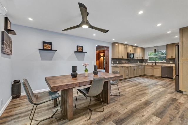 2308 SHADOW OAKS ROAD, Sarasota, FL 34240