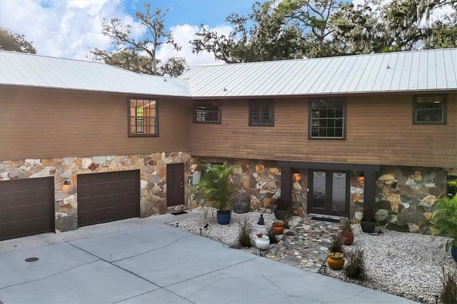 2308 SHADOW OAKS ROAD, Sarasota, FL 34240