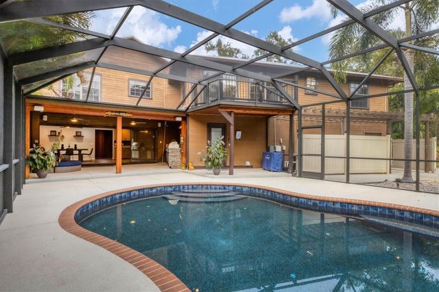 2308 SHADOW OAKS ROAD, Sarasota, FL 34240