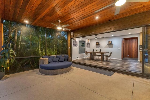 2308 SHADOW OAKS ROAD, Sarasota, FL 34240