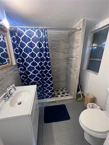 840 SW 13th Avenue, Miami, FL 33135