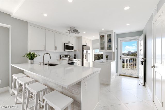 991 N Barfield DR 401, Marco Island, FL 34145