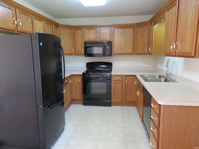 1411 Clover Creek Lane, Goshen, IN 46526