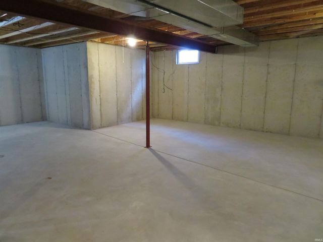 1411 Clover Creek Lane, Goshen, IN 46526