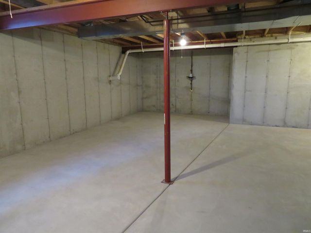 1411 Clover Creek Lane, Goshen, IN 46526