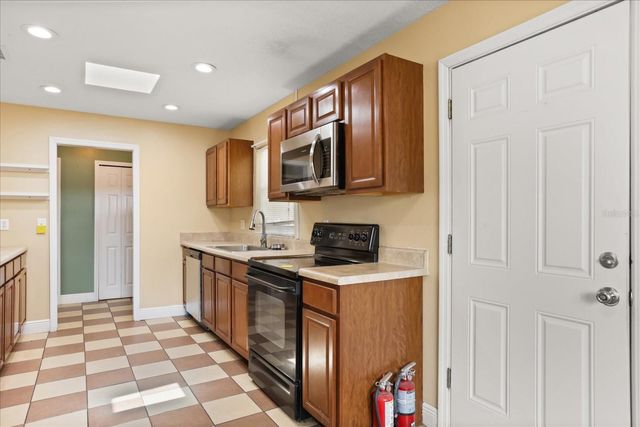 1739 HINCKLEY ROAD, Orlando, FL 32818