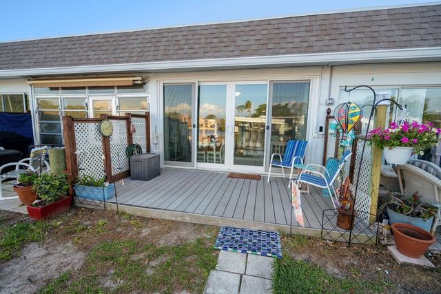 595 WESTWINDS DRIVE, Palm Harbor, FL 34683