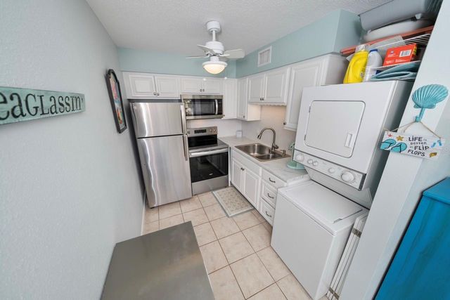 595 WESTWINDS DRIVE, Palm Harbor, FL 34683