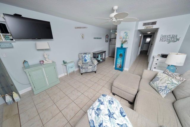 595 WESTWINDS DRIVE, Palm Harbor, FL 34683