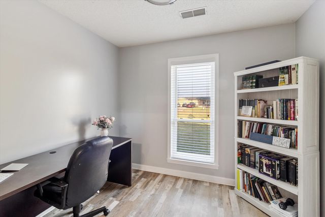 595 RAY LN, Covington, TN 38019