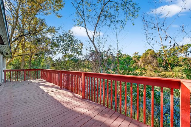 7814 Pin Oak Road, Alvin, TX 77511