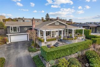 9400 Vineyard Crest, Bellevue, WA 98004