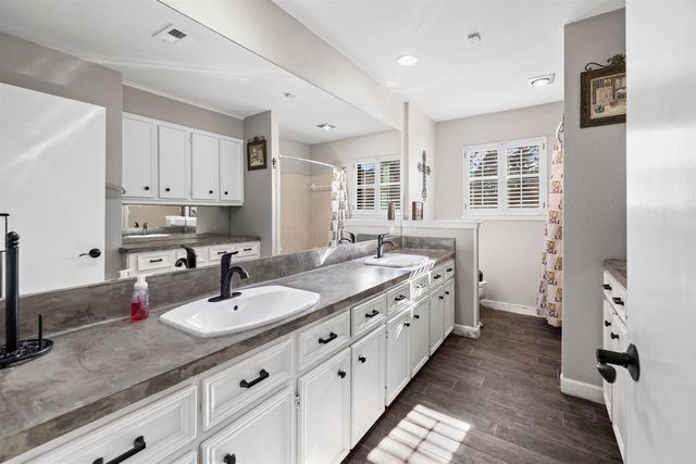 26 Ramblewood Dr., Longview, TX 75605