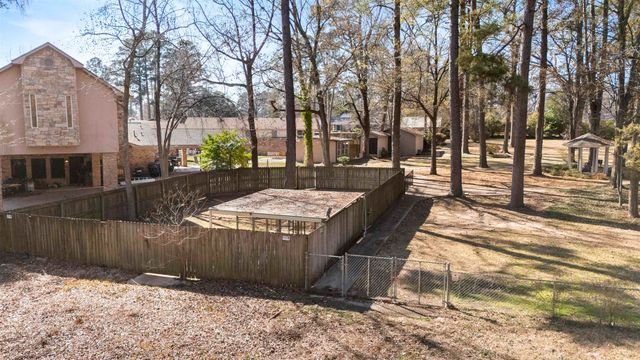 26 Ramblewood Dr., Longview, TX 75605