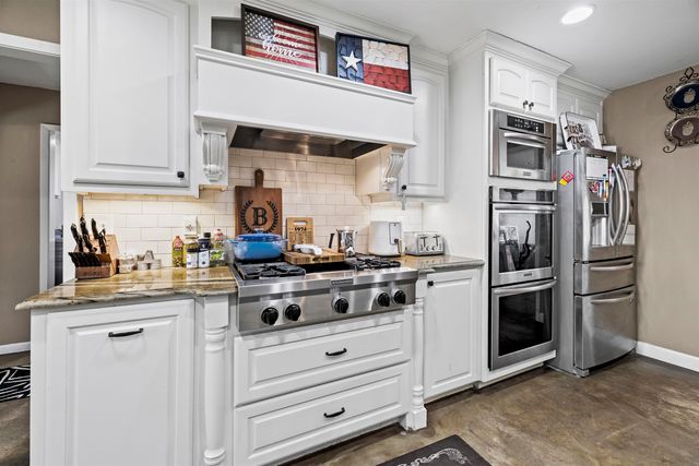 26 Ramblewood Dr., Longview, TX 75605