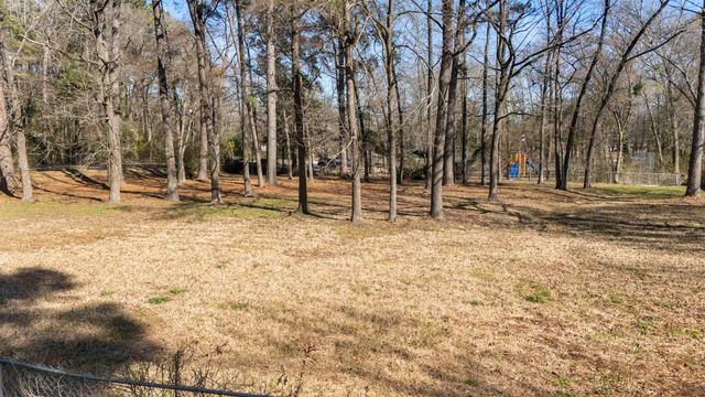 26 Ramblewood Dr., Longview, TX 75605