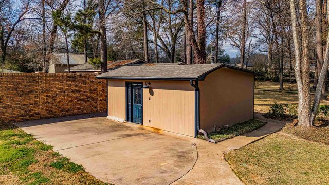26 Ramblewood Dr., Longview, TX 75605